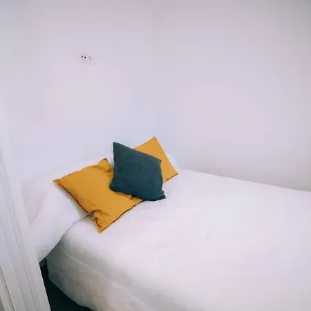 Old Side Apartman *